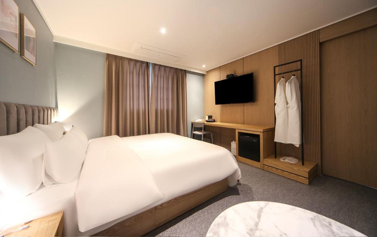 Hotel Lazy Heaven 昌原市 外观 照片