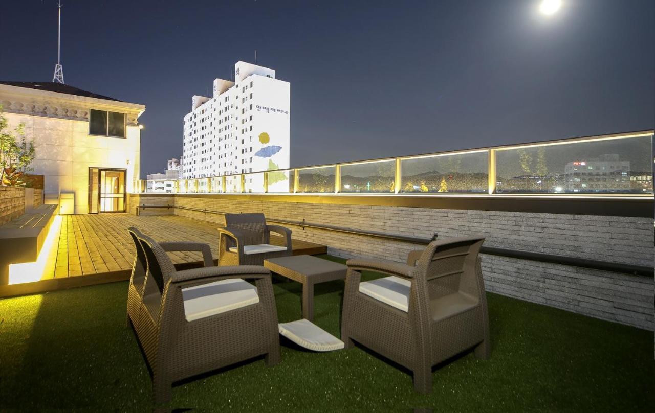 Hotel Lazy Heaven 昌原市 外观 照片