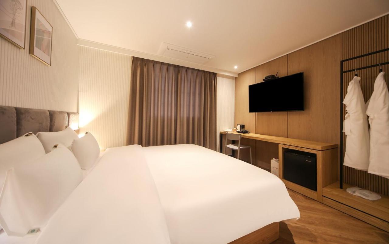 Hotel Lazy Heaven 昌原市 外观 照片