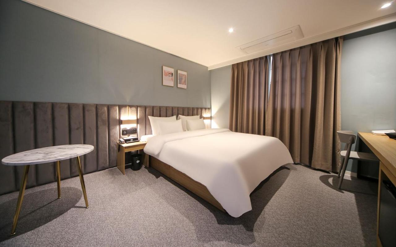 Hotel Lazy Heaven 昌原市 外观 照片