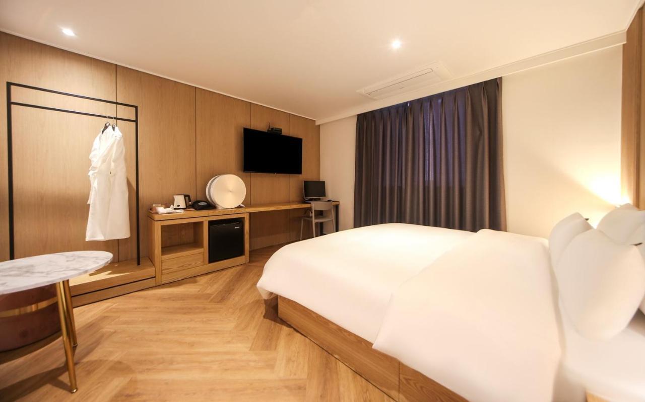 Hotel Lazy Heaven 昌原市 外观 照片