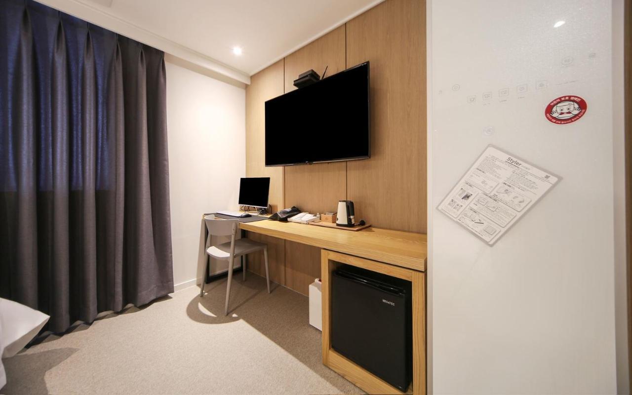 Hotel Lazy Heaven 昌原市 外观 照片