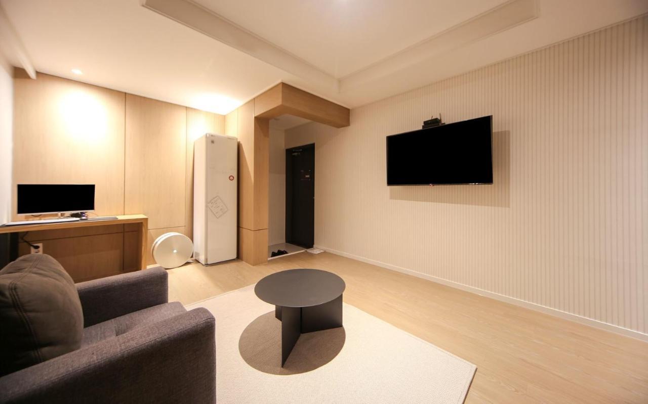 Hotel Lazy Heaven 昌原市 外观 照片