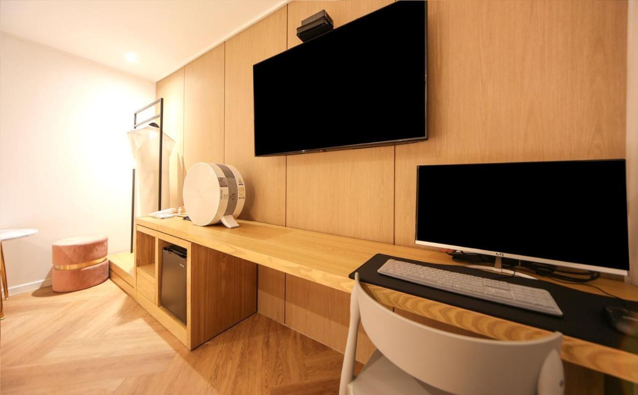 Hotel Lazy Heaven 昌原市 外观 照片